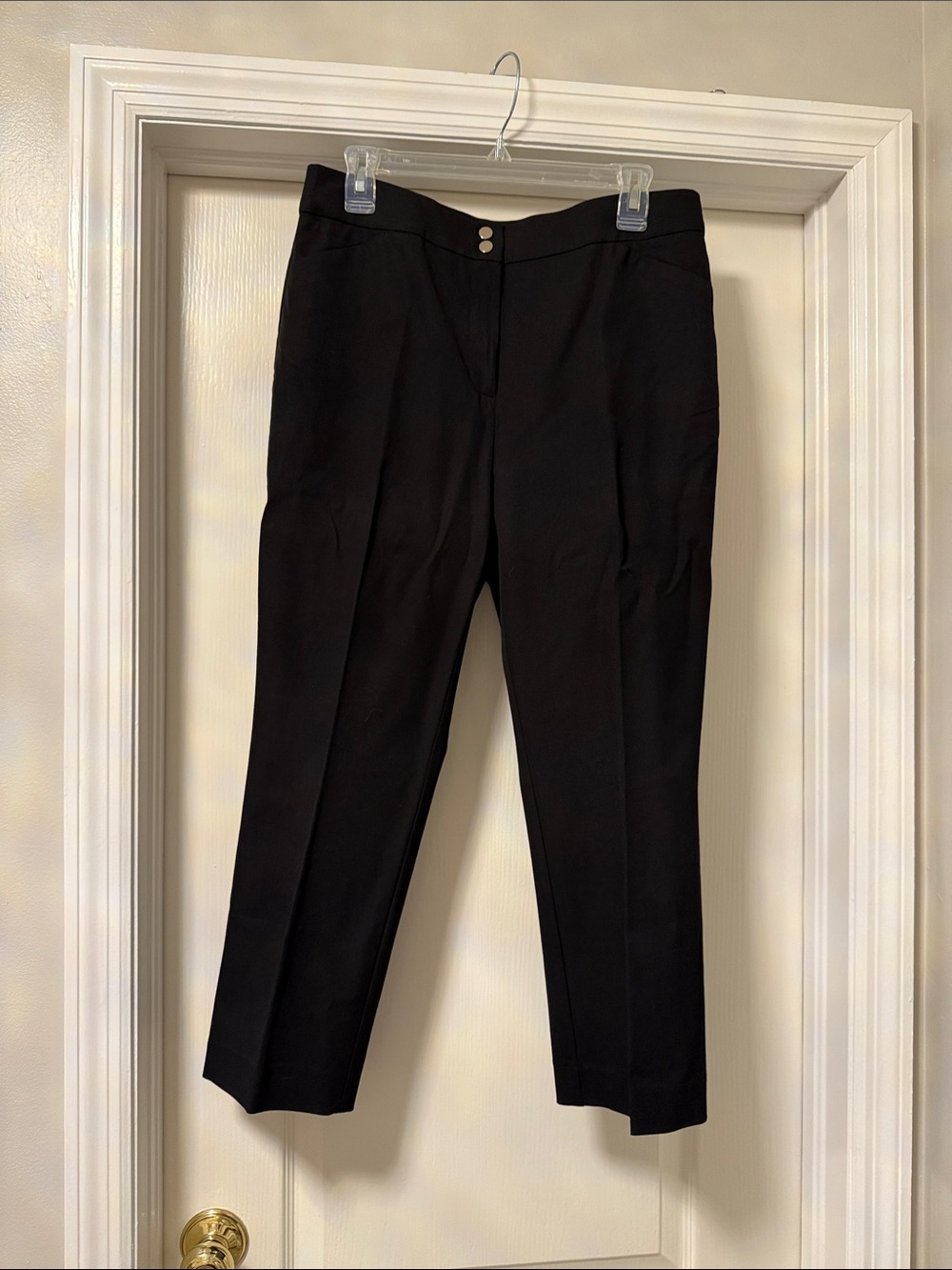 Chico's Black Tailored Cropped Dress Pants